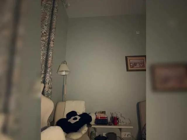 Offline -Your-Michelle- on BongaCams