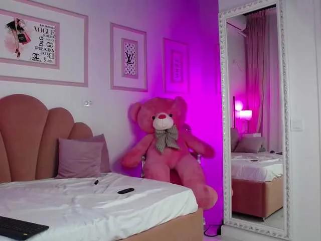 BongaCams AbbyWhite is Freechat AbbyWhite — Polite guys, naked body, cam2cam sharing