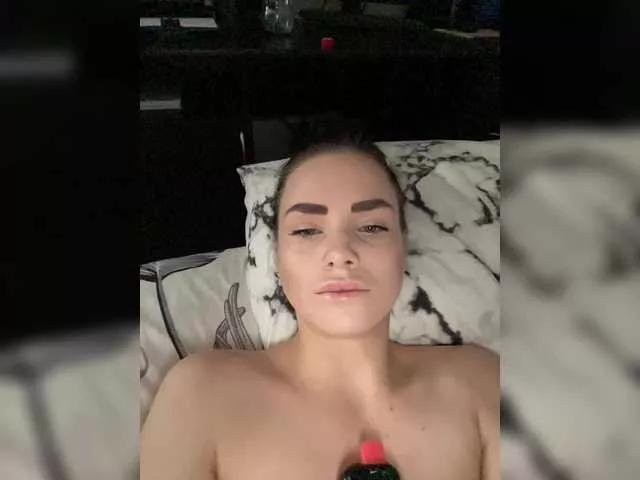 Offline aleksandra-lis-1998 on BongaCams