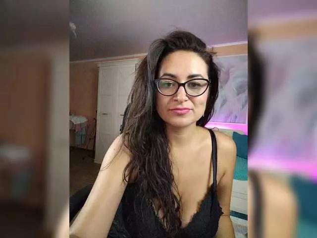 Freechat AlicaMiller on BongaCams