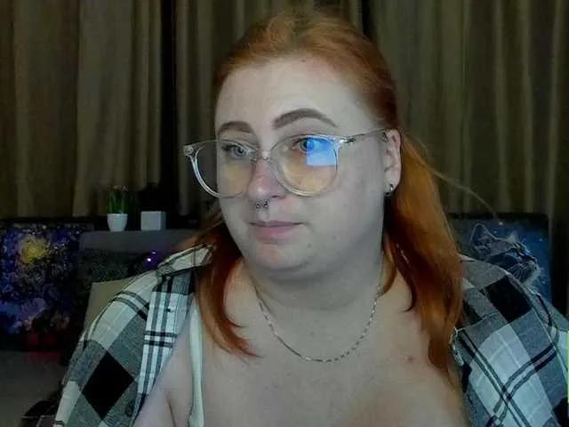 Offline Aliciaredluv on BongaCams
