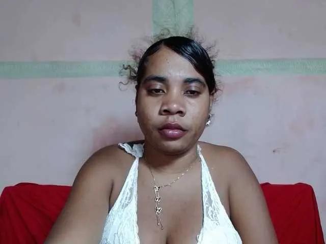 Offline AlineEdena on BongaCams