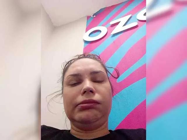 Freechat Alisa-TOP on BongaCams