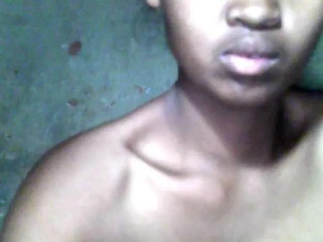 Freechat Allycha1 on BongaCams