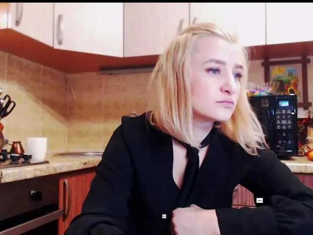 Offline alya555 on BongaCams