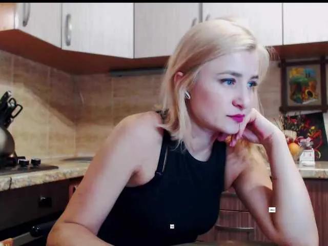 Offline alya555 on BongaCams