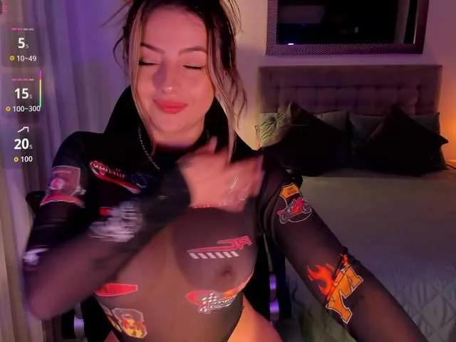 Offline AmyWoods on BongaCams