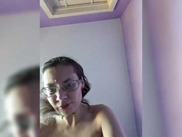 Freechat analiMilana on BongaCams
