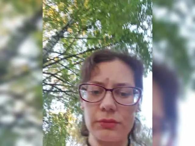 Freechat analiMilana on BongaCams