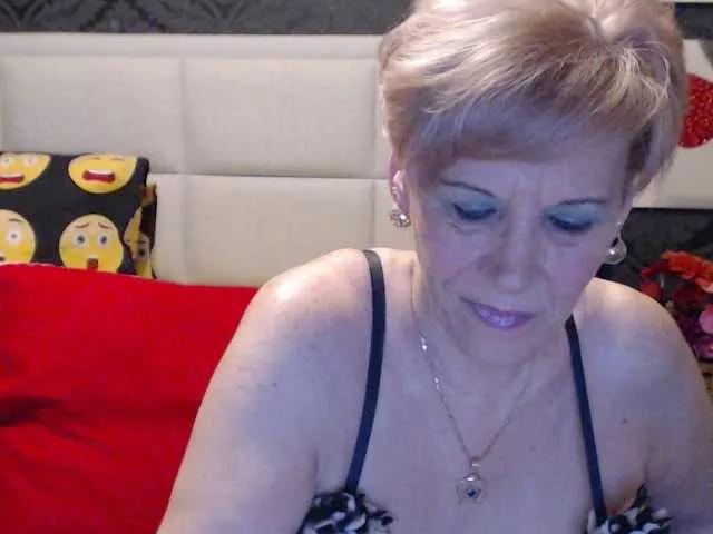 Offline ANGELGRANNY on BongaCams