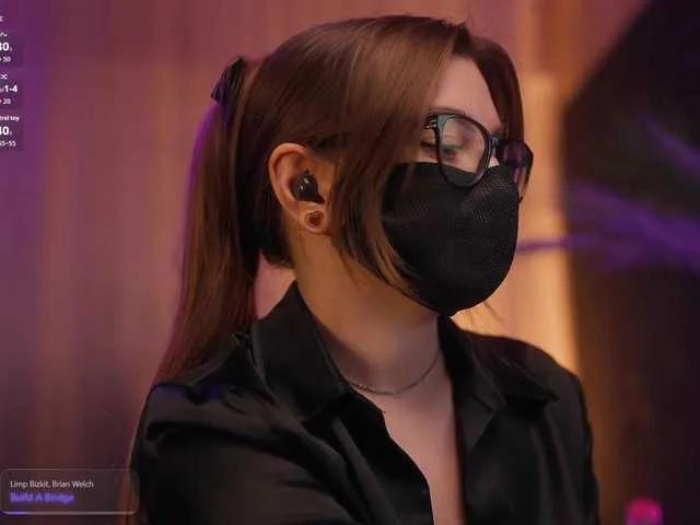 Offline arimass on BongaCams