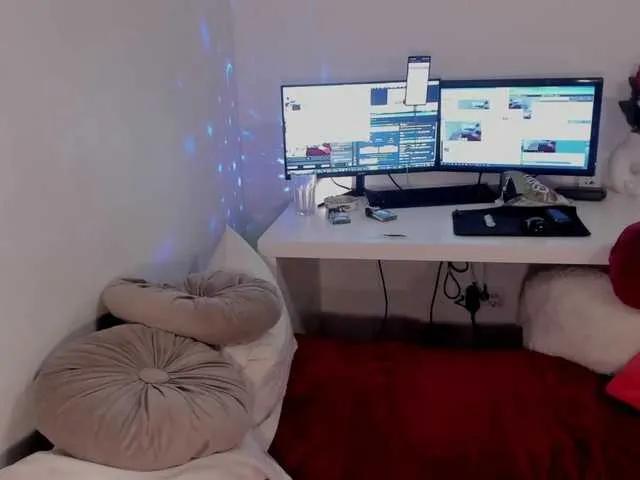 Offline aryahunt on BongaCams