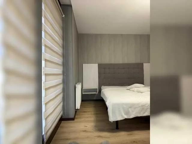 Freechat BabyDarii on BongaCams