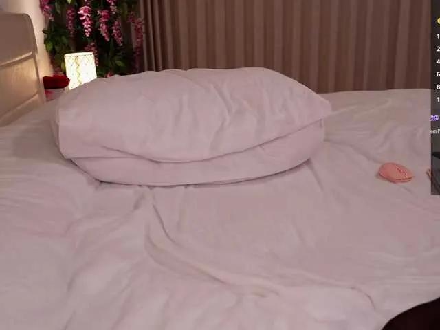 Offline BabyEllen on BongaCams