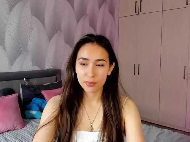 Offline Bambiiiii on BongaCams