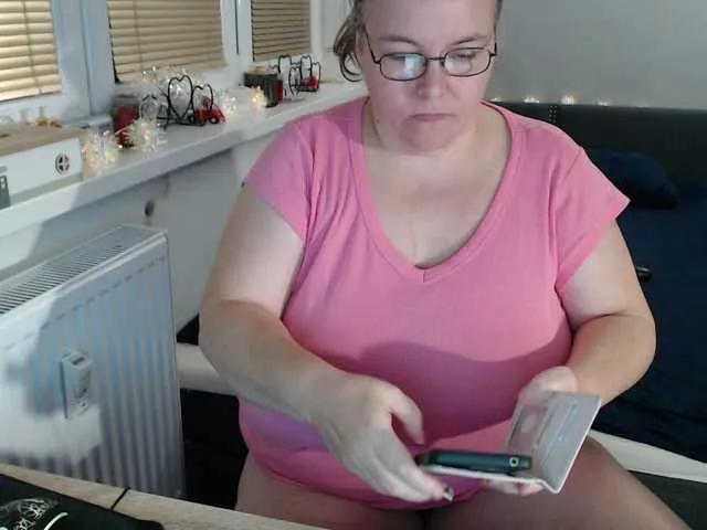 Offline Bessy123 on BongaCams