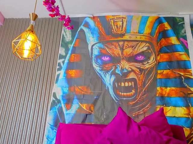 Offline blaisysmith on BongaCams