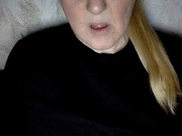 Offline BlondyVio on BongaCams