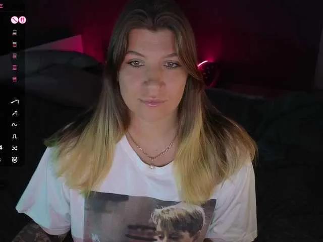 Offline BloomBambi on BongaCams