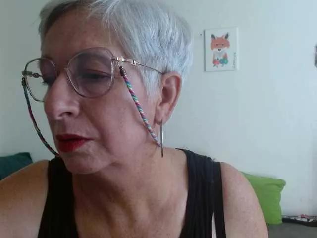 Offline canitas69 on BongaCams