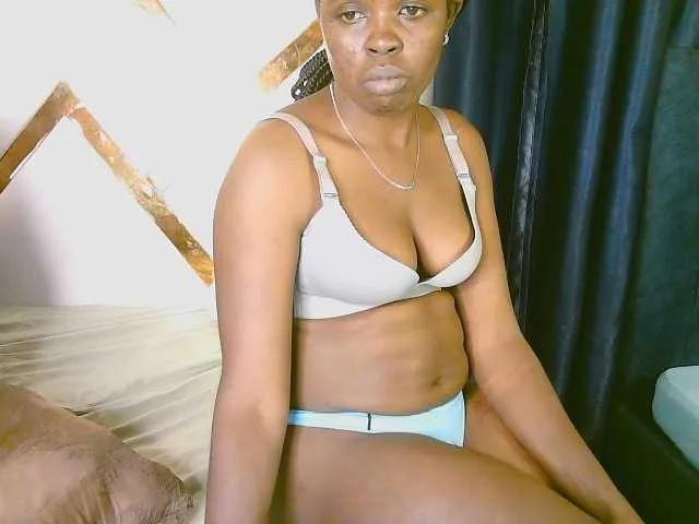 Offline Caramel22 on BongaCams