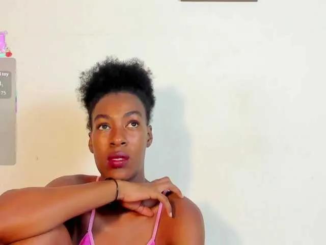 Freechat Caryn-Logan on BongaCams