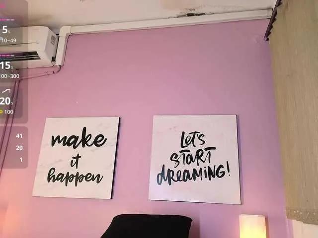 Freechat CaseyDevon on BongaCams