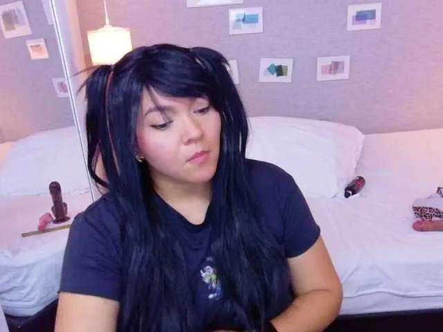 Offline Cuckold-lover on BongaCams