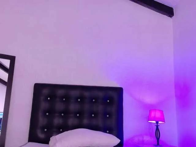 Offline Cuckold-lover on BongaCams