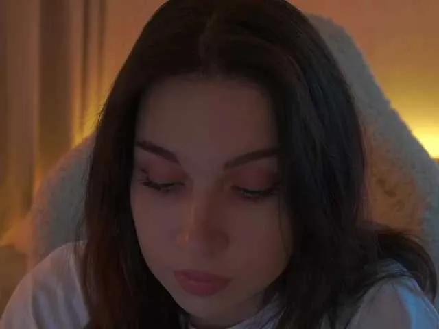 Offline DrammaQueennnn on BongaCams