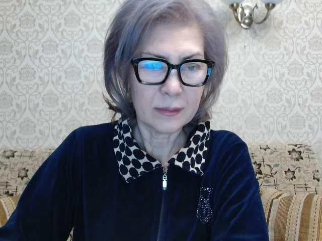 Offline Elegant00Lady on BongaCams