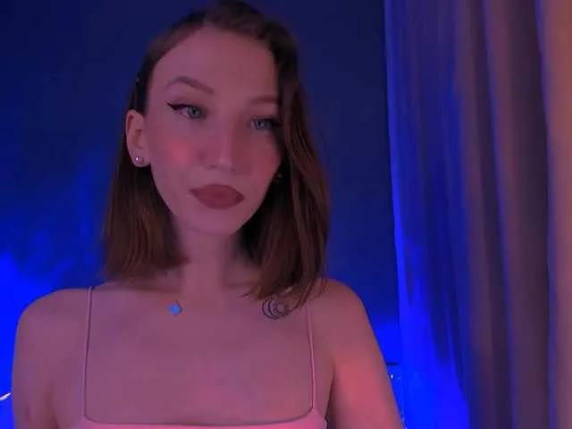 Offline ellaamber on BongaCams