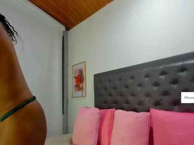 Freechat EmiliBonie on BongaCams