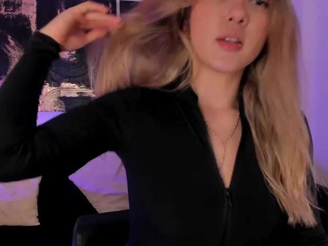 Freechat EveBenson on BongaCams