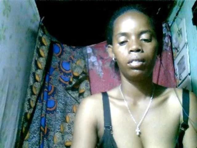 Offline Fanihsexy on BongaCams