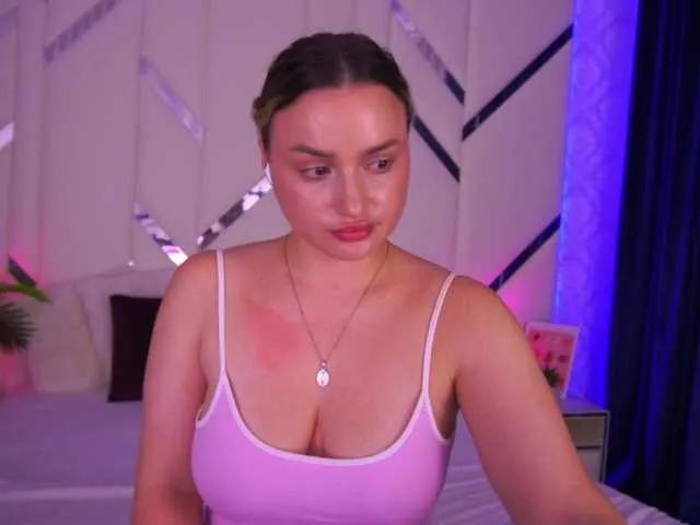 Offline FloraGreys on BongaCams