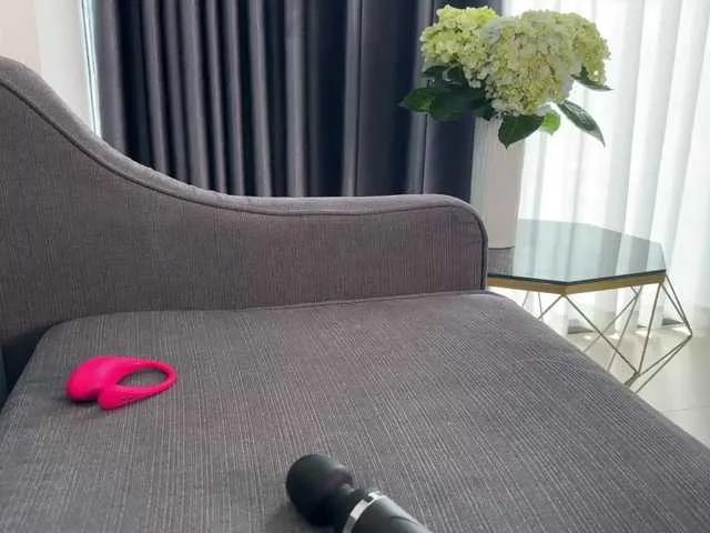 Offline FlyingDutchmana on BongaCams