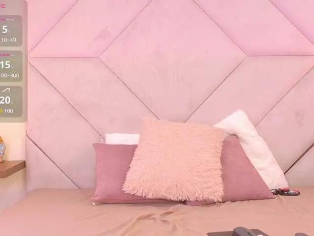 Gia-CaranGi — I LOVE TO BE TOUCHED, AND MY PUSSY IS READY TO GET WET FOR U  MAKE MY LUSH CRAZY  I LOVE BLOWJOBS, AND HOT WET SEX WITH YOU