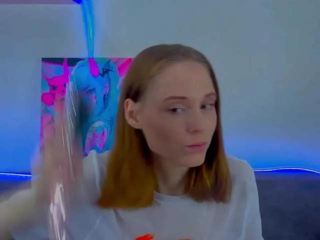 Offline GinaLovely on BongaCams