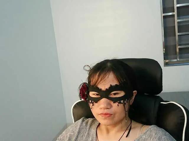 Offline girl30slutty on BongaCams