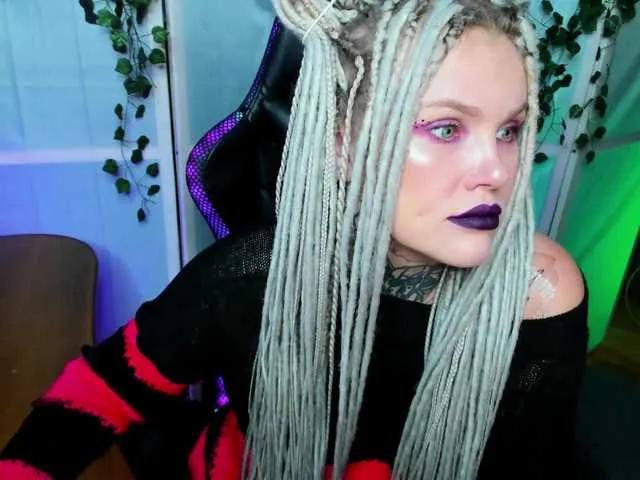 Offline HellGa on BongaCams