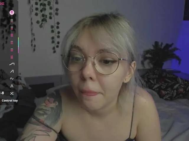 Freechat hotbabatopp on BongaCams