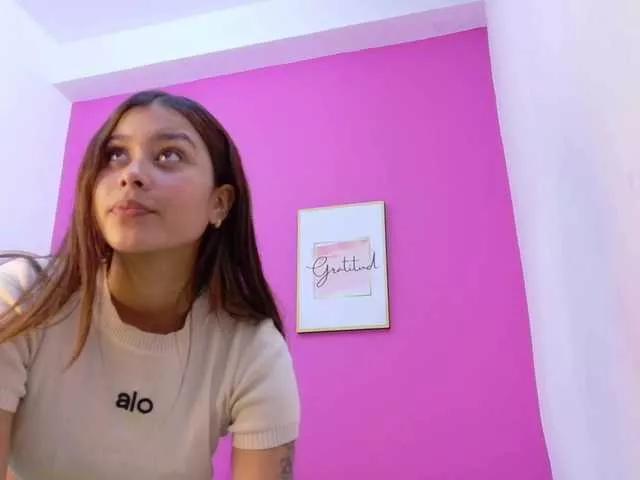 Offline Hotcutegirl on BongaCams