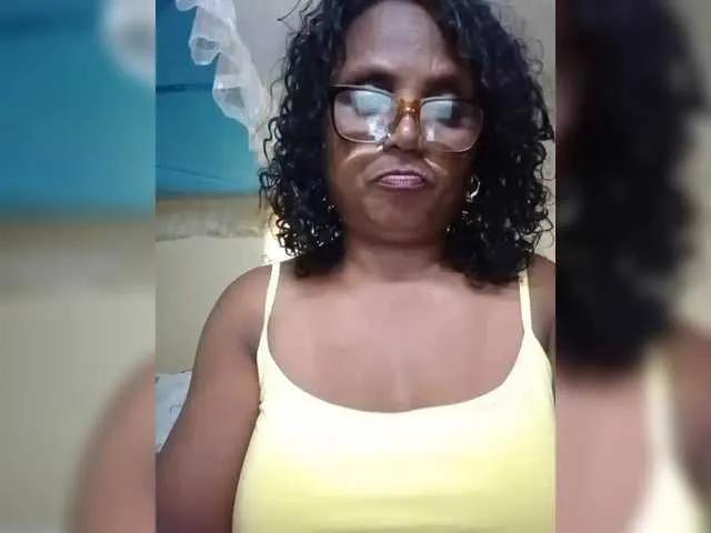 Freechat hotmomsexy on BongaCams