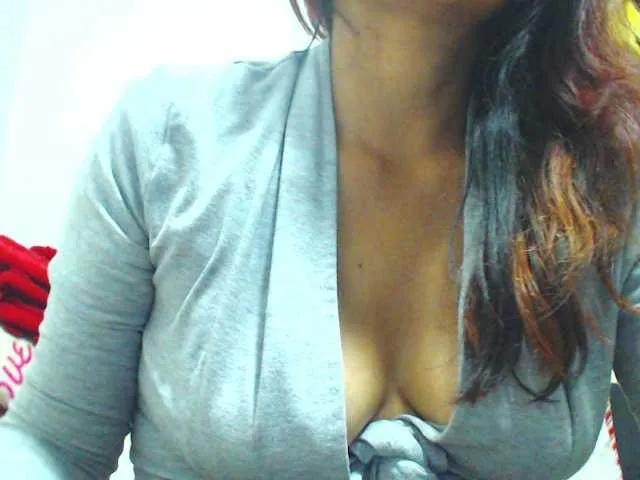 HOTTTSKIN on BongaCams 