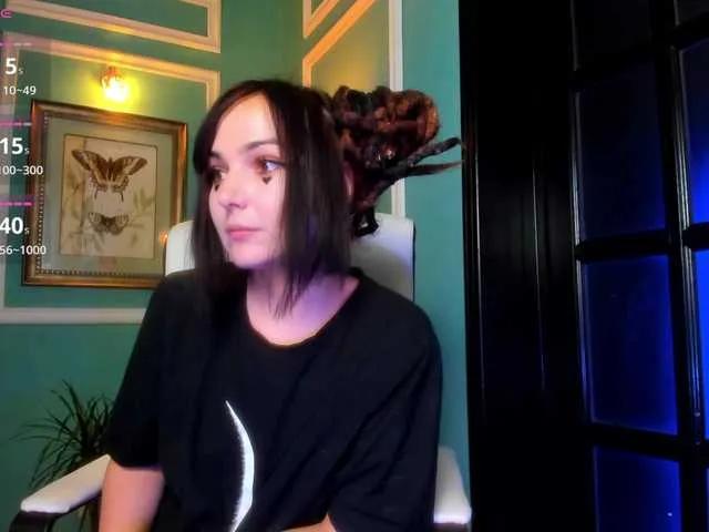 Offline ingridblondy94 on BongaCams