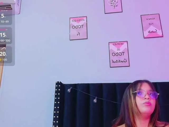 Offline innocenthazel on BongaCams