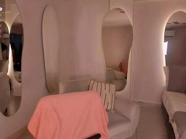 Offline IsabelBornner on BongaCams