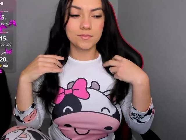 Offline ivyy-scott on BongaCams