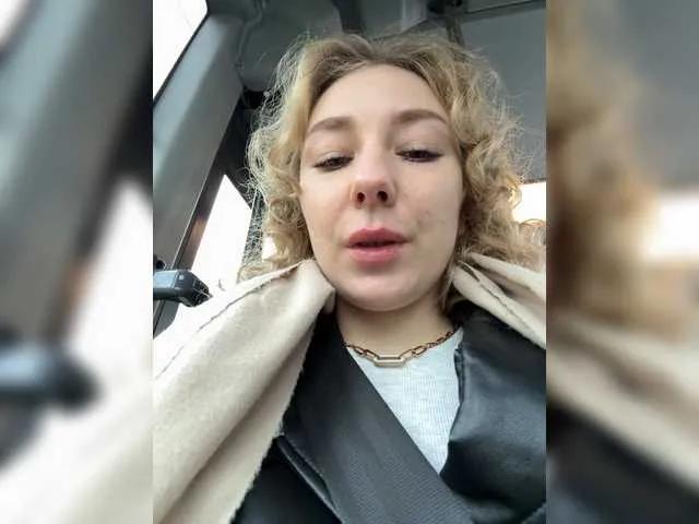 Offline Janchi- on BongaCams